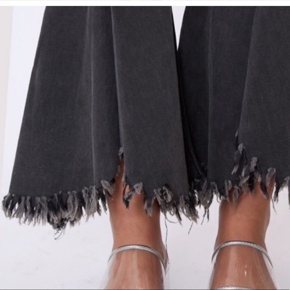 Charcoal Distressed Wide Leg and Fringe Hem Jeans (Black Denim Jeans) - Picture 3 of 10